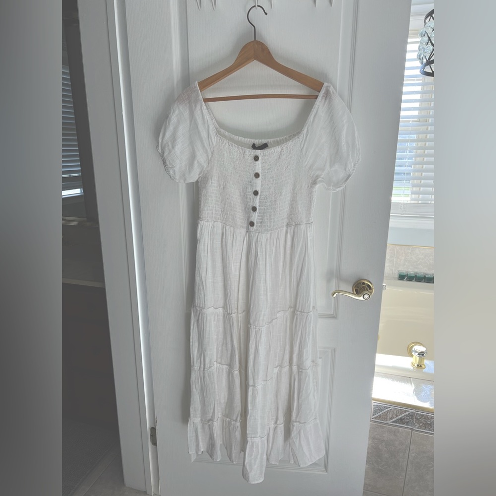White midi-length, off shoulder sundress with skirt liner NWT